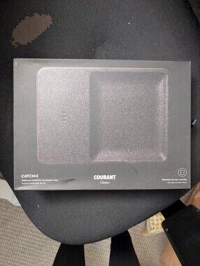 NWT Courant Catch:3 Wireless Phone Charger And Accessory Tray